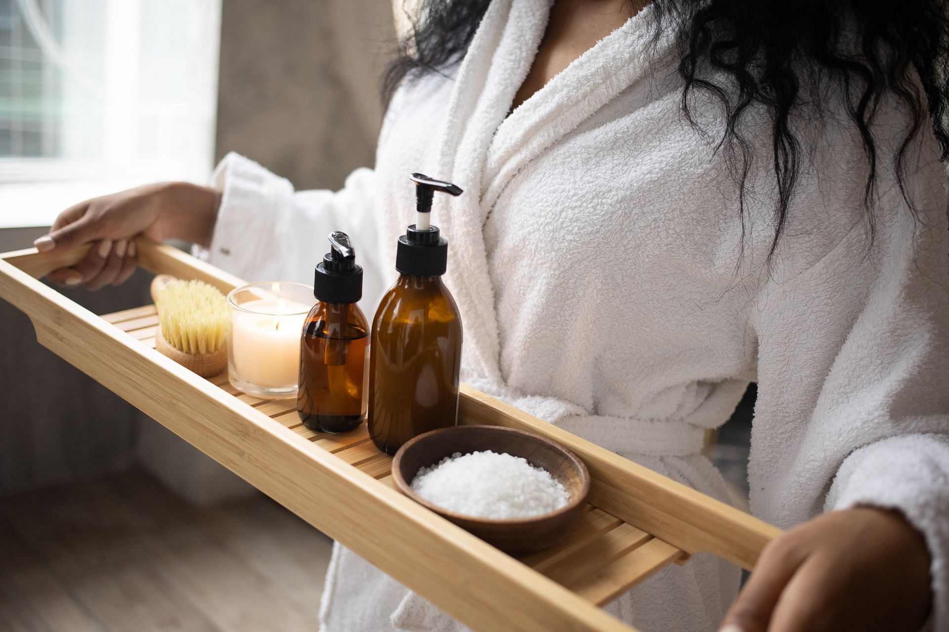 Benefits of lemongrass oil (image sourced via Pexels / Photo by monstera)